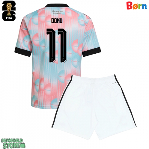 Belgien Jeremy Doku #11 Replika Babytøj Udebanesæt Børn VM 2026 Kortærmet (+ Korte bukser)